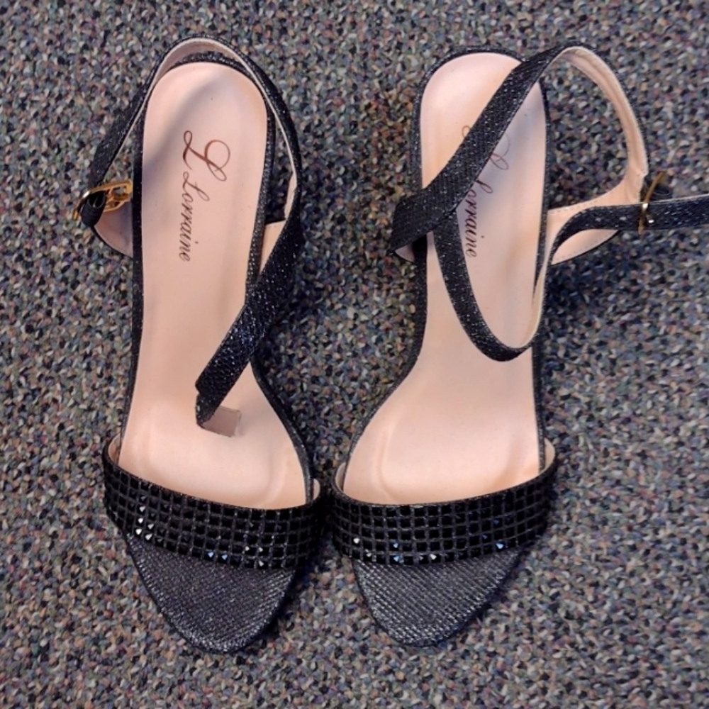 L Lorraine brand Black heels size 8.5